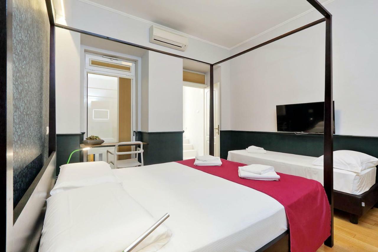 Vittoria Colonna Apartment โรม ภายนอก รูปภาพ