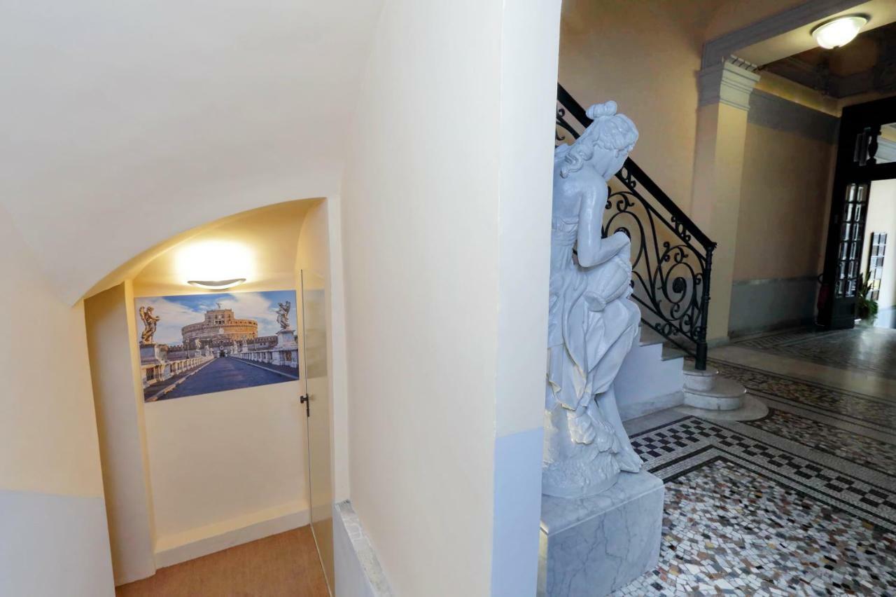 Vittoria Colonna Apartment โรม ภายนอก รูปภาพ